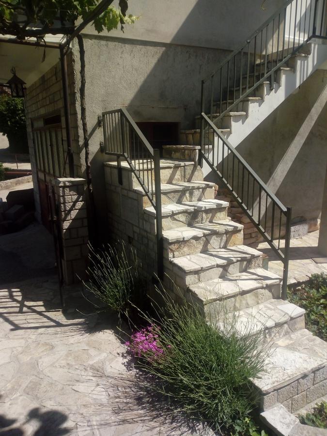 Setencic Trebinje Bagian luar foto